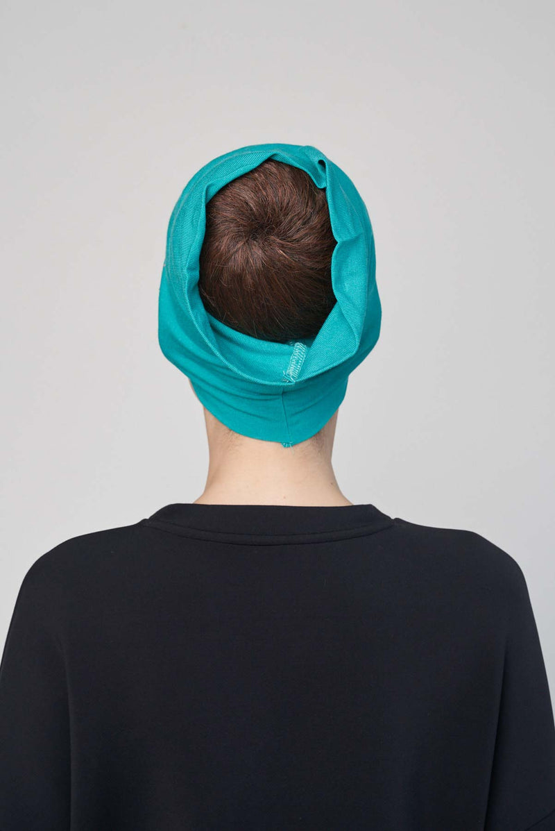text -- turquoise