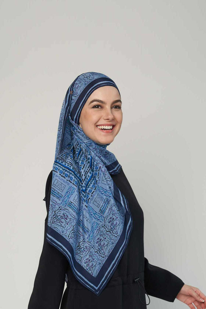 graphic fantasy scarf CREPEDECHINE