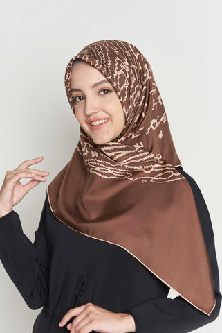 text -- shimmering thumbprint caramel