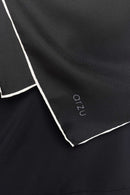 text -- shimmering thumbprint sophisticated black