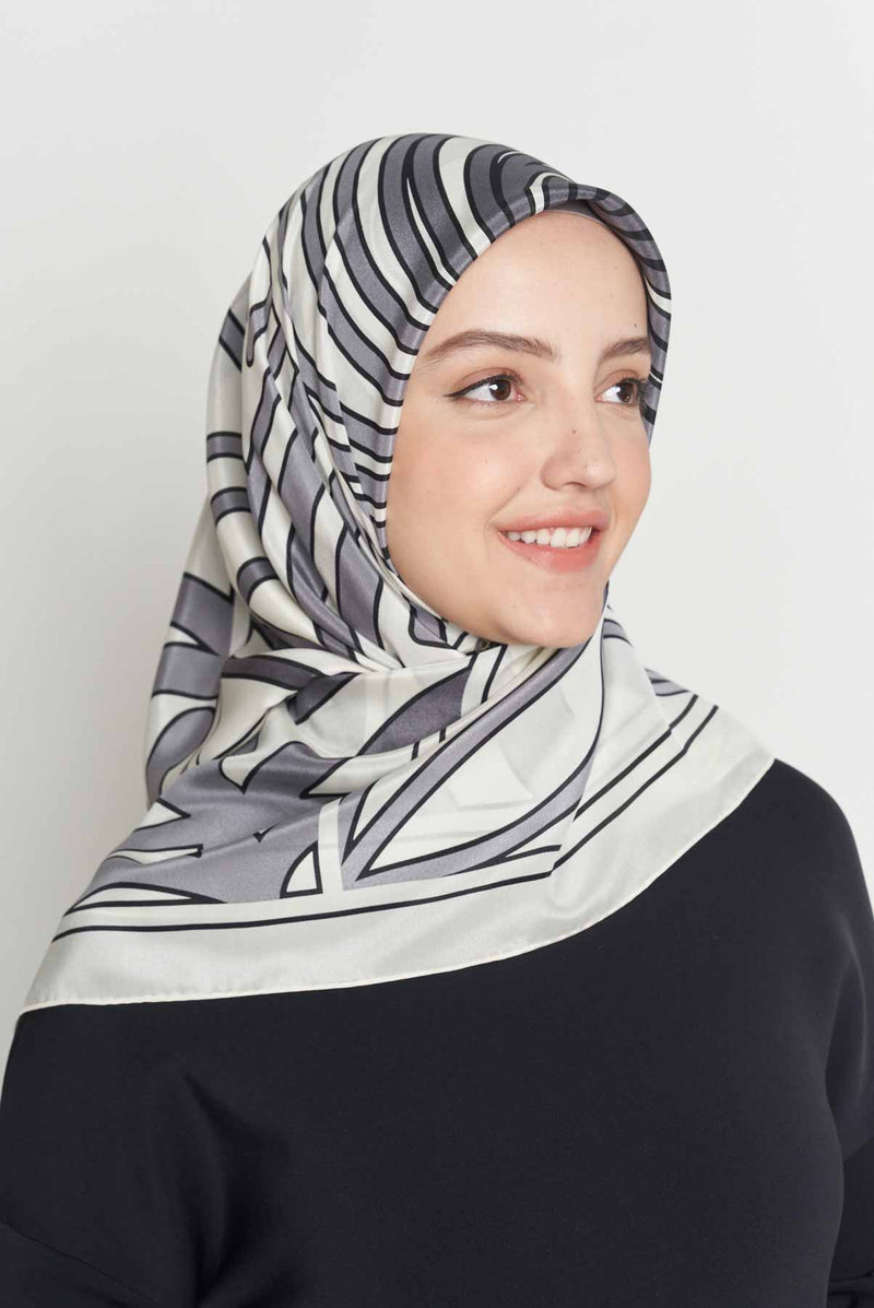 text -- arabesque porcelain white