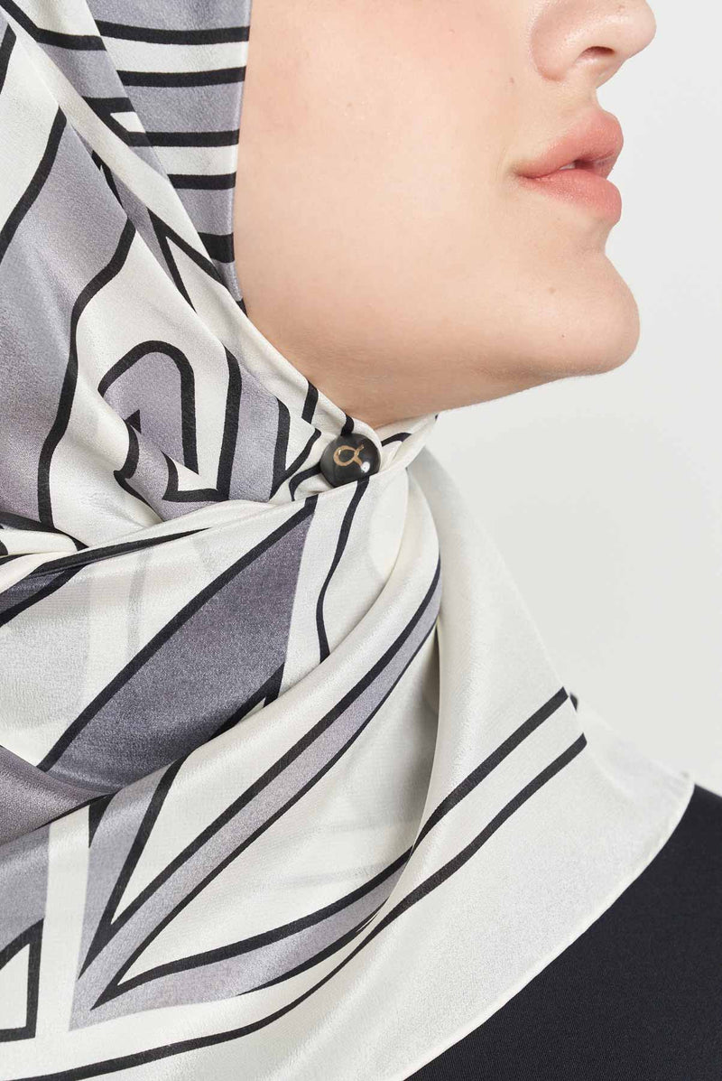 text -- arabesque porcelain white