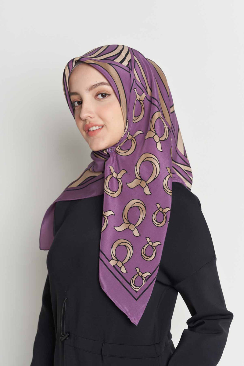 text -- arabesque purple