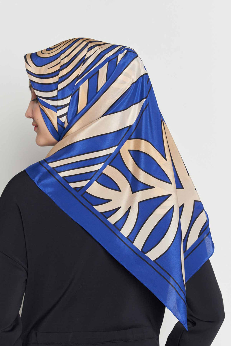text -- arabesque royal blue