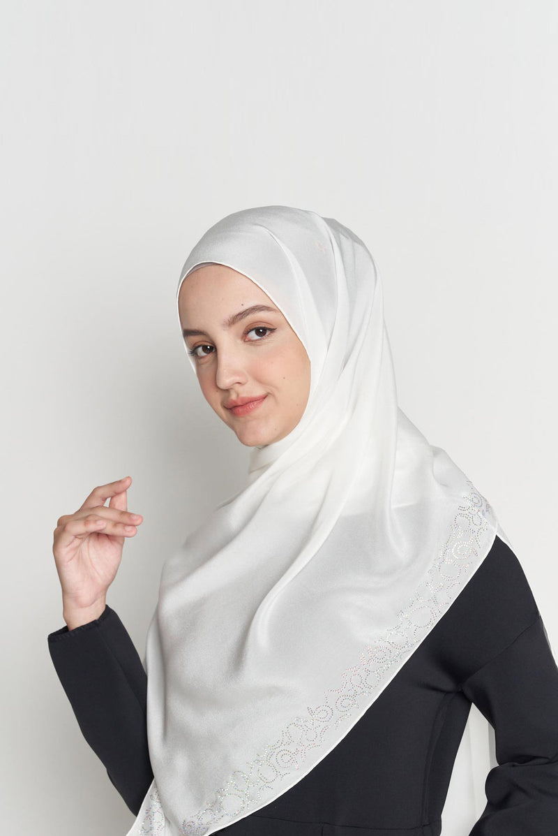 arzu blings scarf CREPEDECHINE