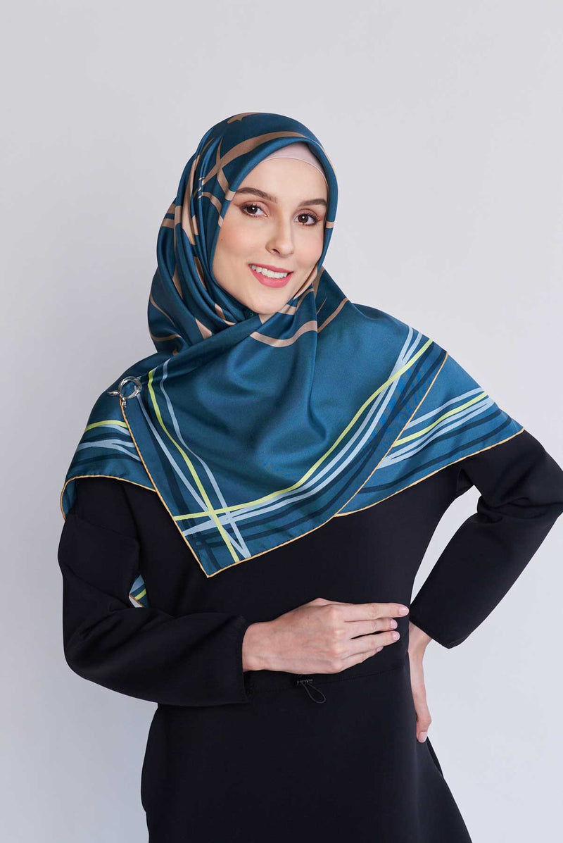text -- beauty dark teal