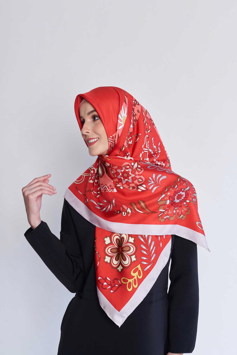 arzu lover's knot square TWILL SILK Large
