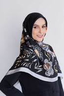 text -- arzu knot sophisticated black