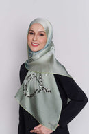 text -- arzu knot green