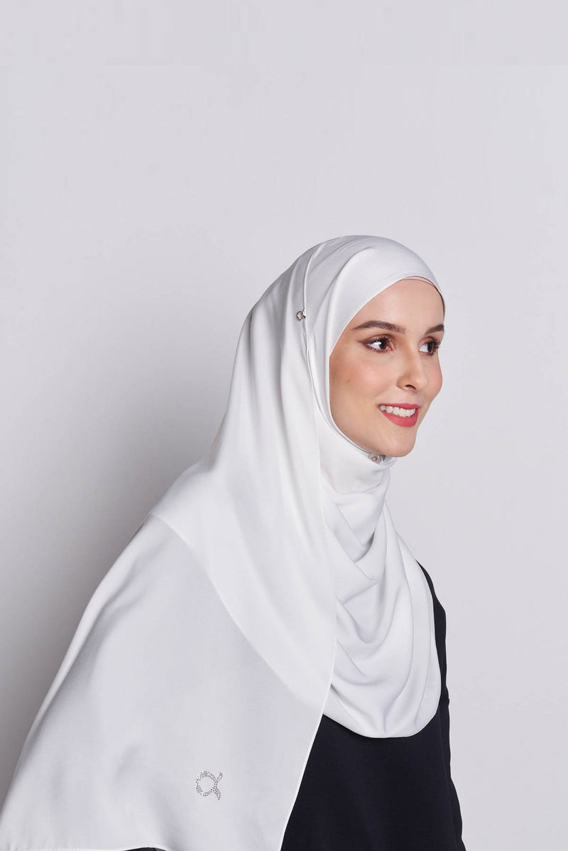 plaintastic mute satin scarf No-Silk Silk™ Italian stitch hem