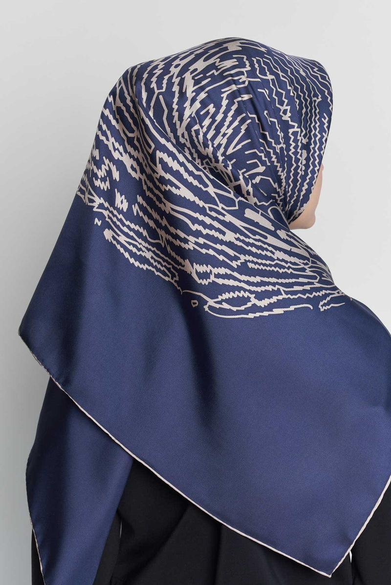 text -- shimmering thumbprint midnight navy