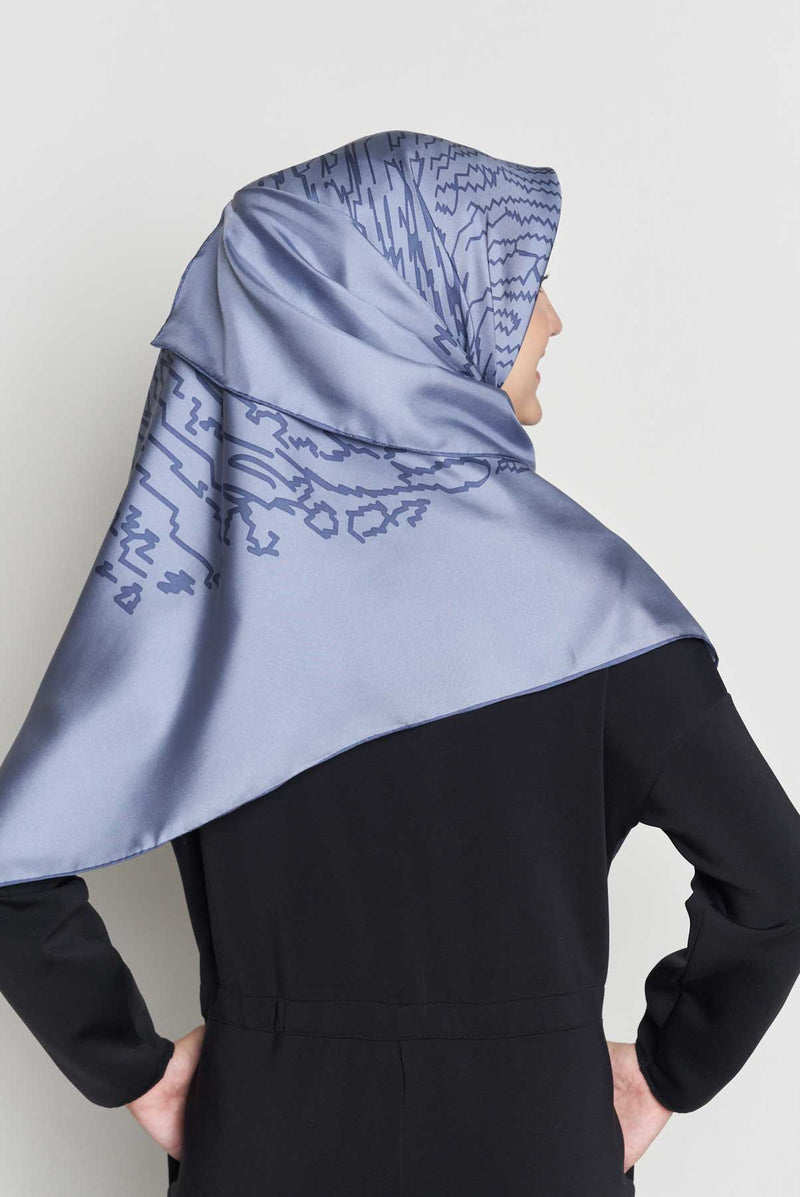 text -- shimmering thumbprint stonewash blue