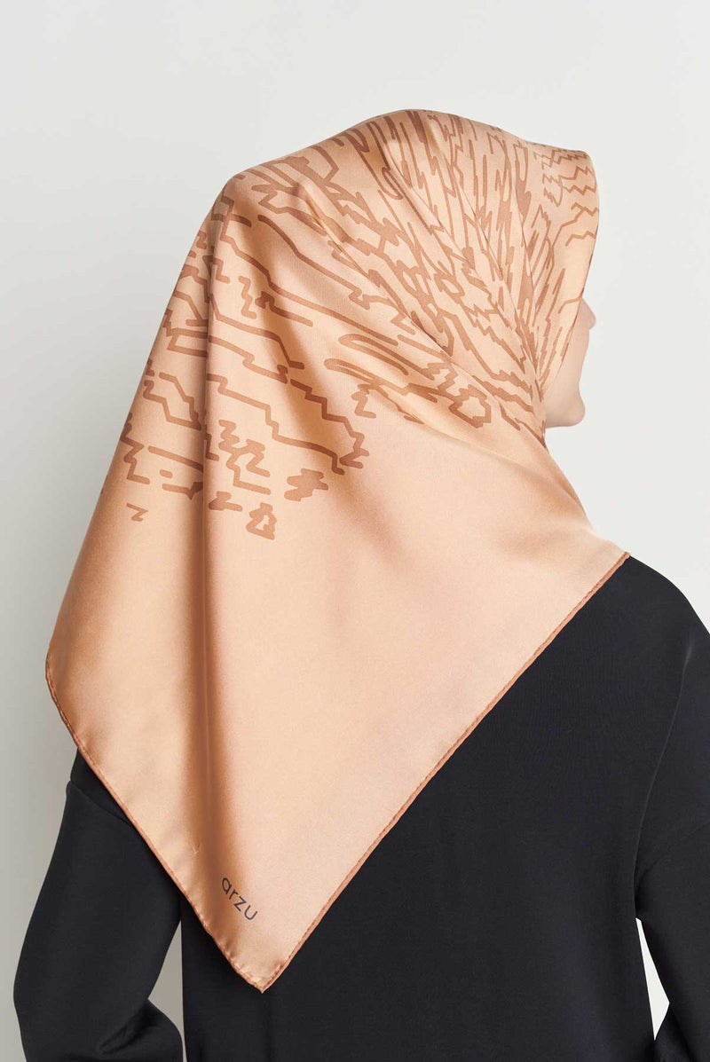 text -- shimmering thumbprint caramel