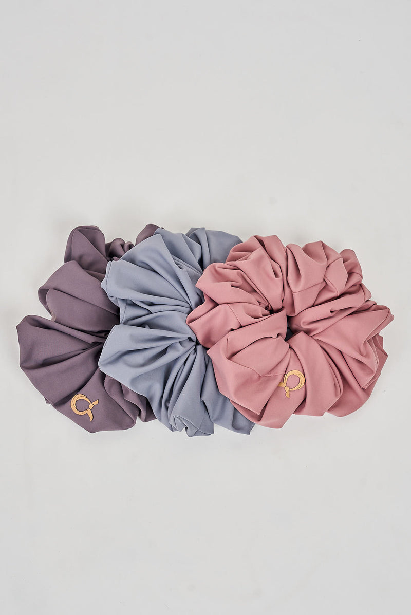text -- scrunchie 3pack 4
