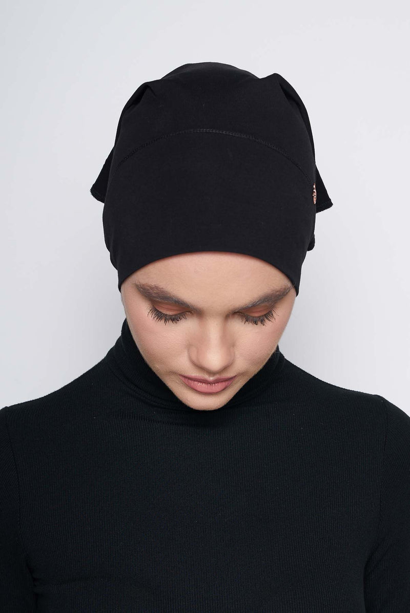 text -- black