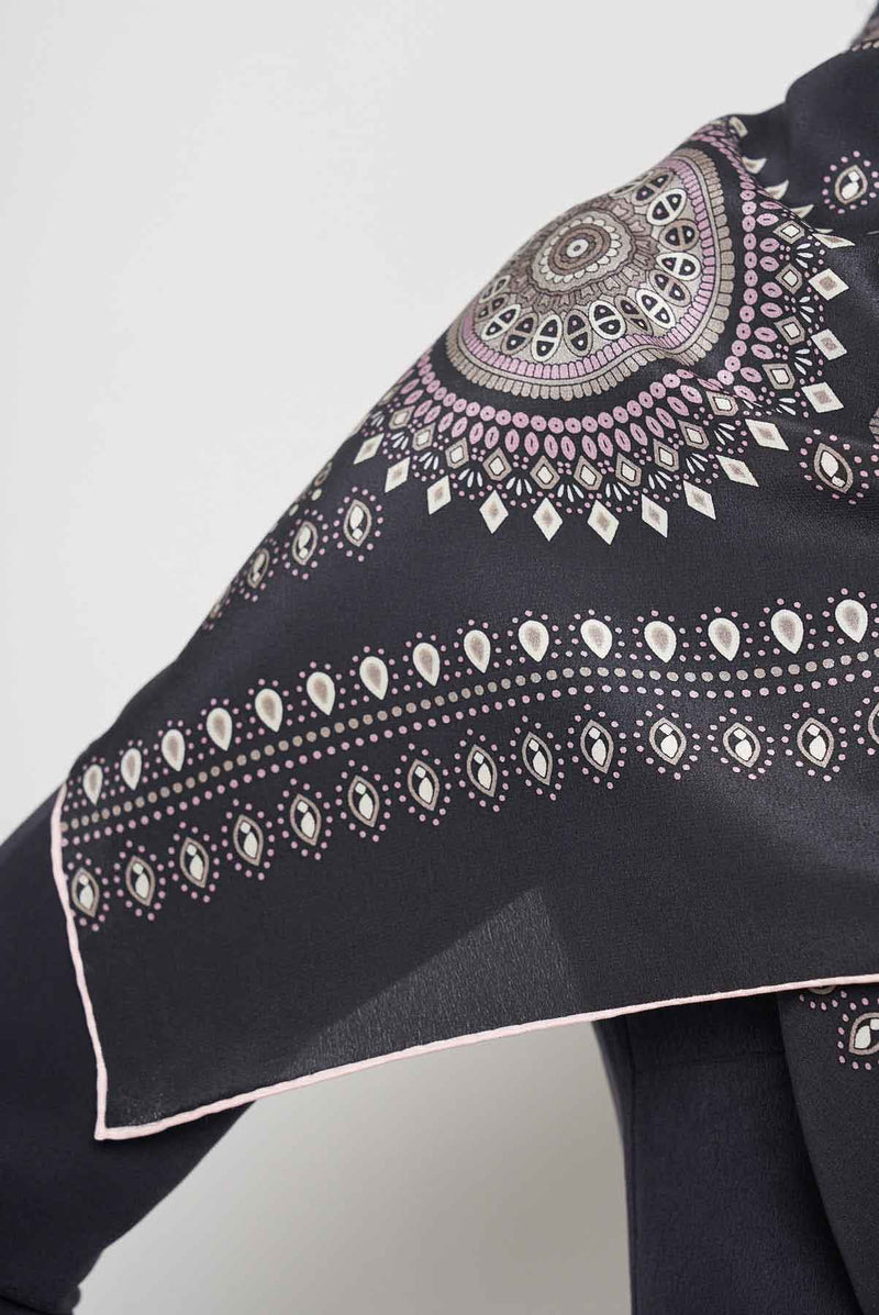 text -- ottoman sophisticated black