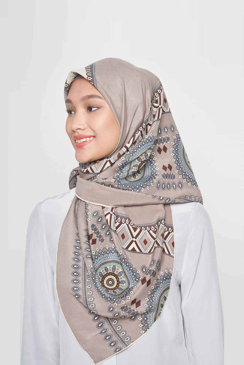 gems of the Ottoman square Large CREPEDECHINE
