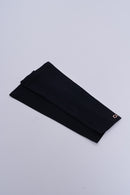 text -- black