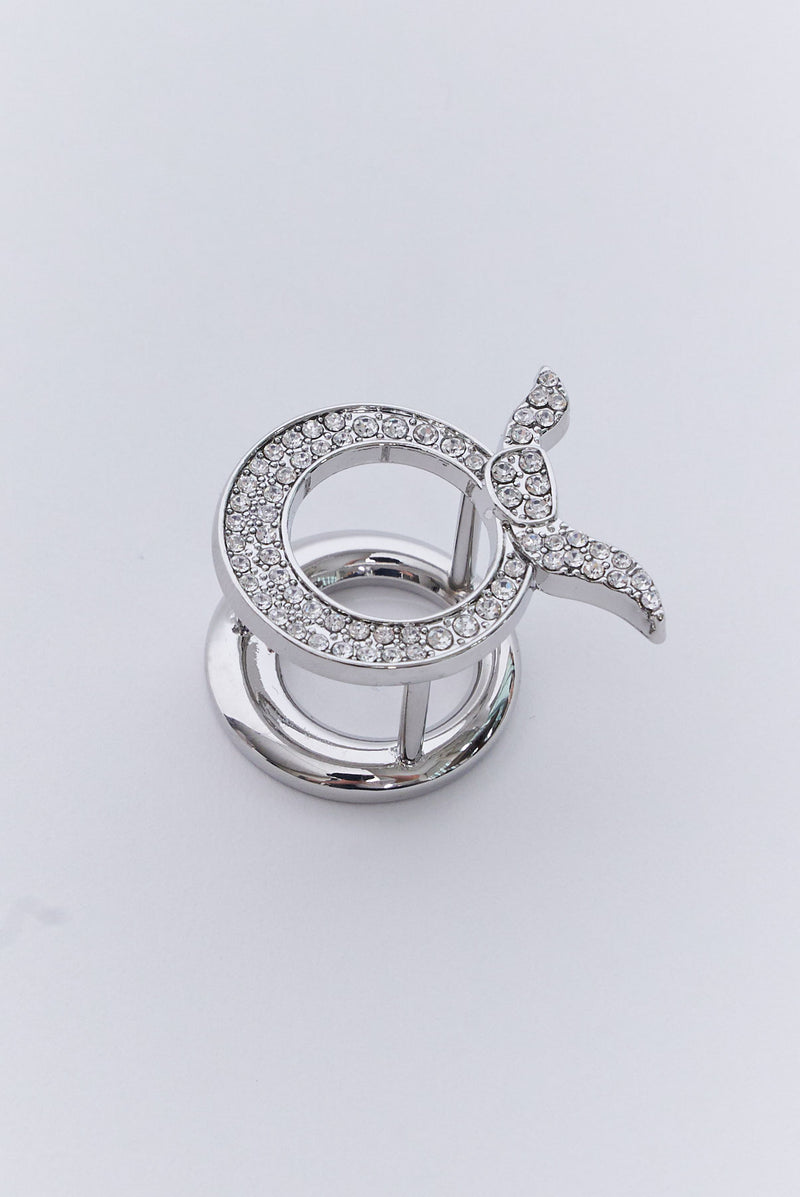 text -- silver ring