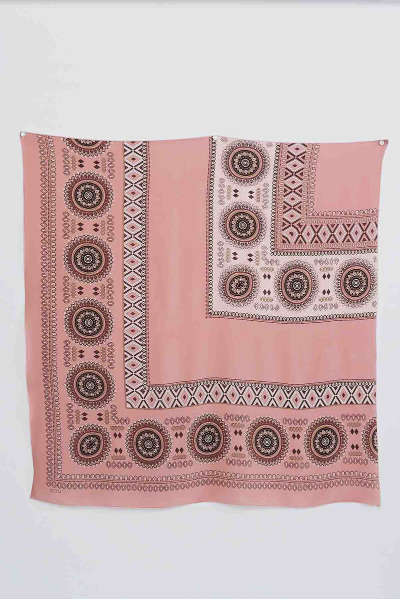 text -- ottoman polite pink