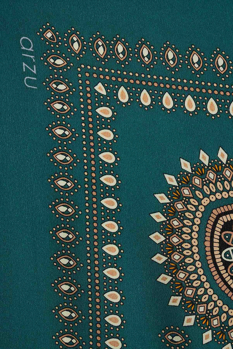 text -- ottoman majestic emerald