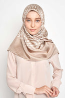 text -- shimmering thumbprint taupe