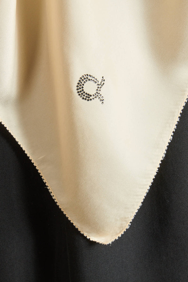 plaintastic mute satin square Large No-Silk Silk™ toothstitch hem