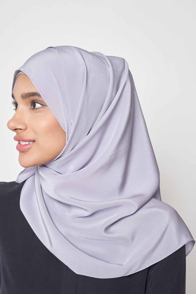 text -- lustre grey lilac