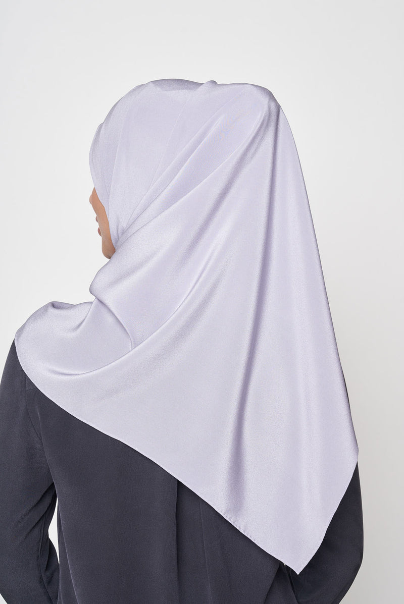 text -- lustre grey lilac