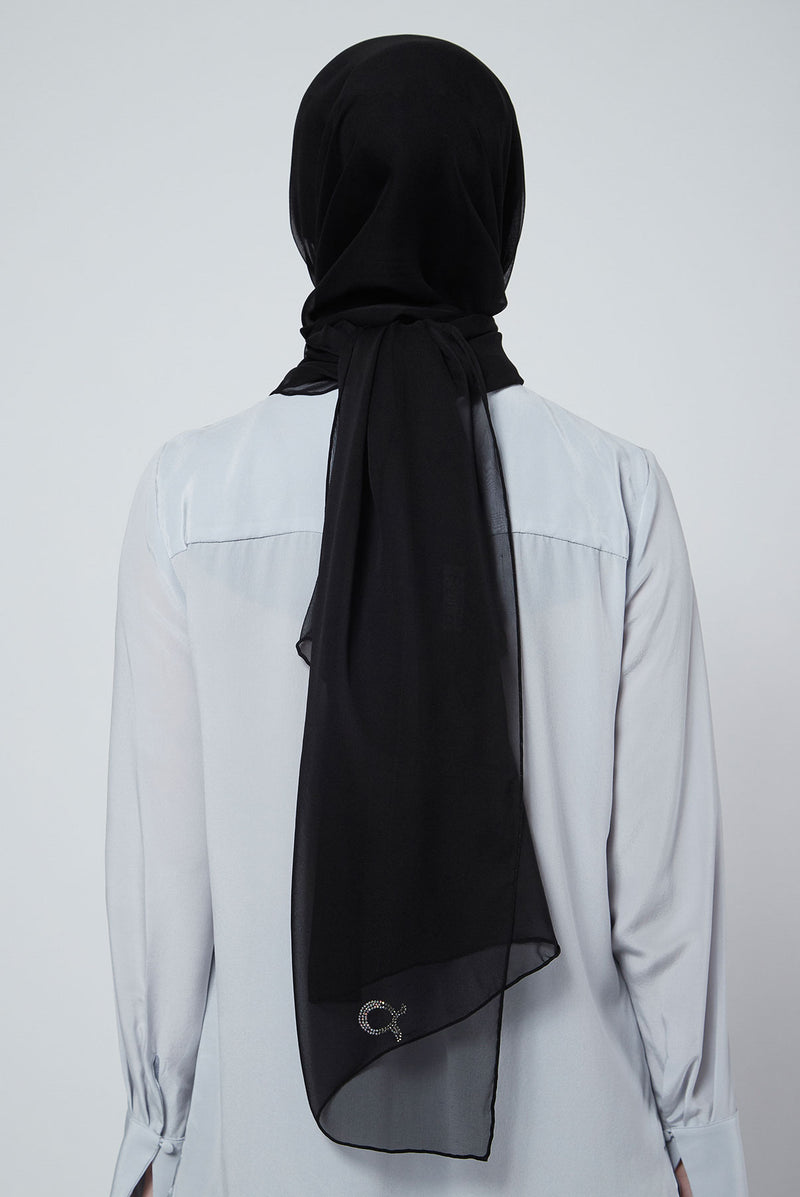 text -- crepe silk sophisticated black