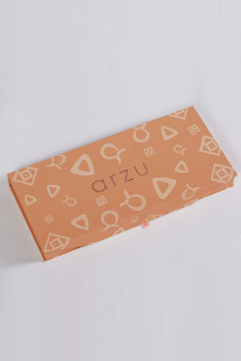text -- gift box pink