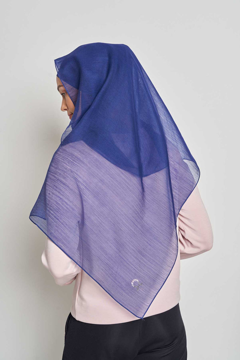 text -- cashmere navy