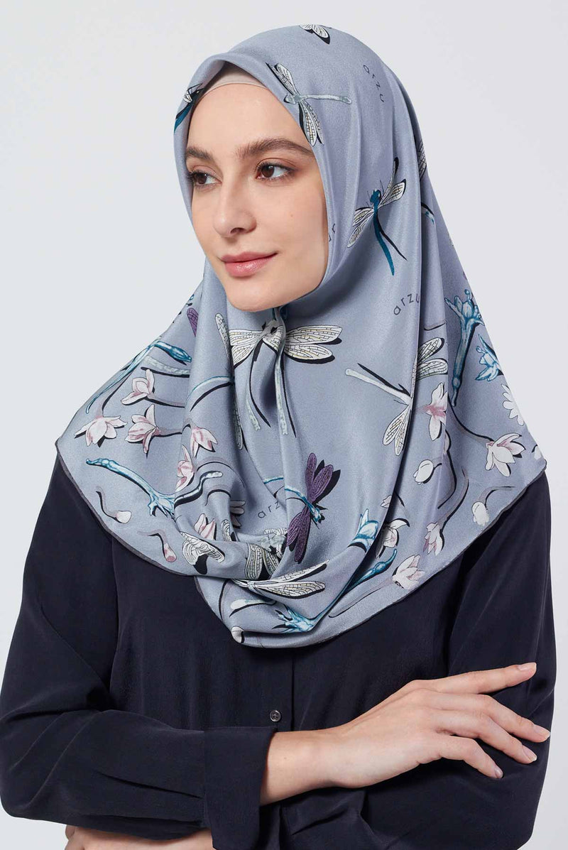 text -- dragonfly mist grey