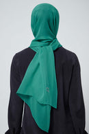 text -- crepe silk hunter green