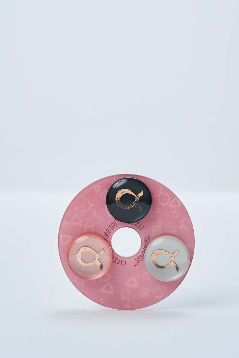 text -- large magpin pink