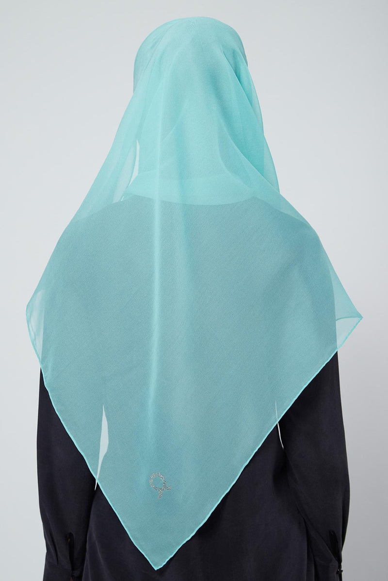 text -- crepe silk mint