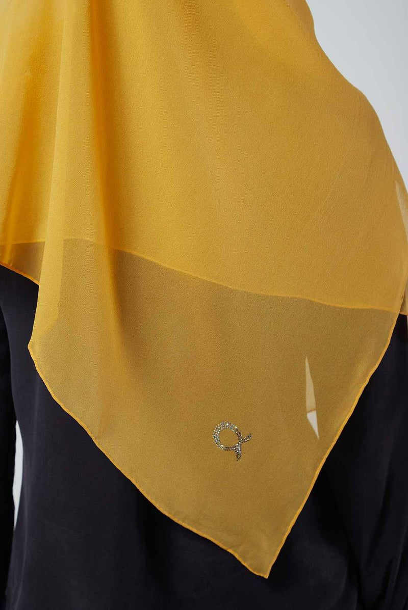 text -- crepe silk mustard