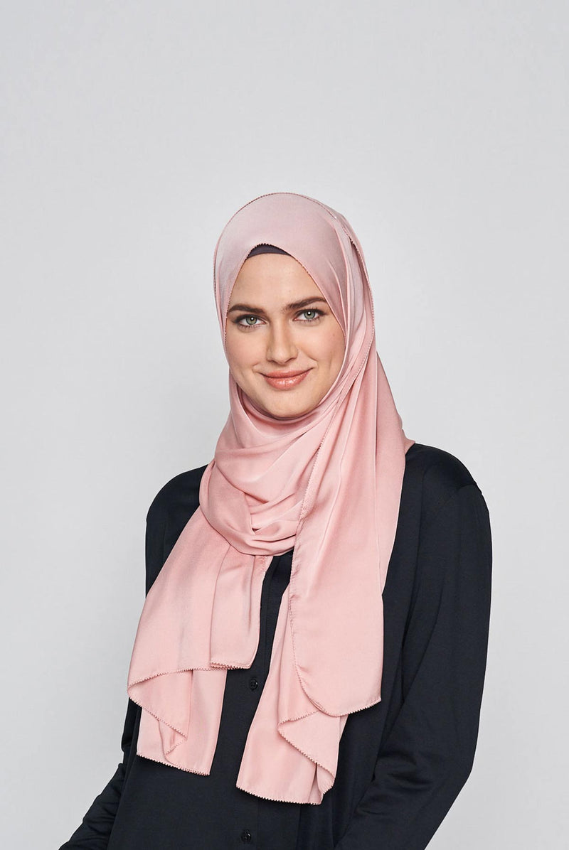 plaintastic mute satin scarf No-Silk Silk™ tooth stitch hem