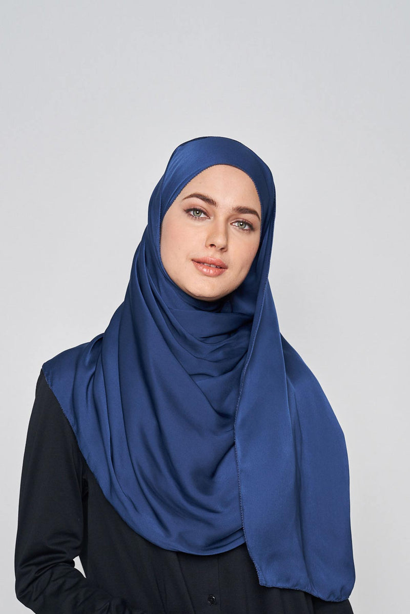 plaintastic mute satin scarf No-Silk Silk™ tooth stitch hem