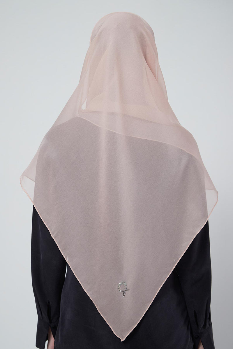 nude essentials scarf CREPE SILK
