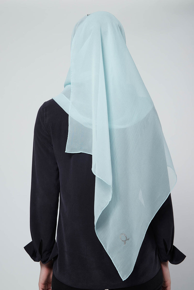 text -- crepe silk teal