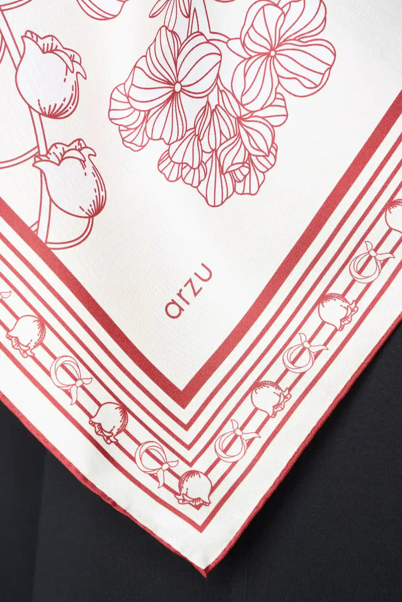 text -- elegant garden ruby ivory
