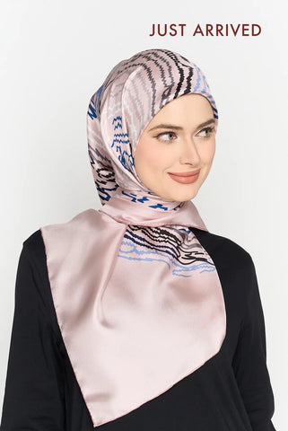 text -- limited edition rose nude