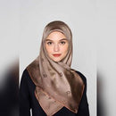 arzu tie the knot TWILL SILK square V2 | printed hijab with natural shimmer
