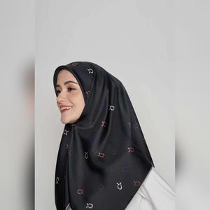 arzu tie the knot TWILL SILK square V2 | printed hijab with natural shimmer