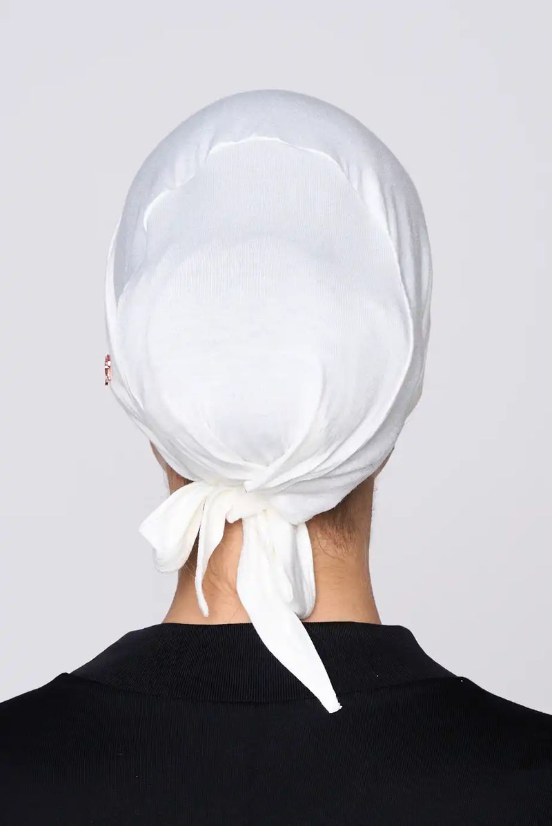 text -- off white