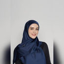 arzu feels like a dream square TWILL SILK Medium with natural silk Shimmer