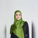 arzu feels like a dream square TWILL SILK Medium with natural silk Shimmer