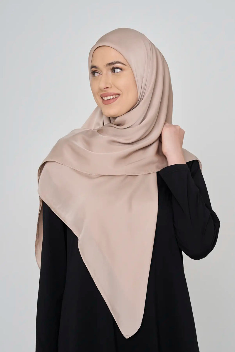 plaintastic mute satin square Large No-Silk Silk™ Italian Stitch hem