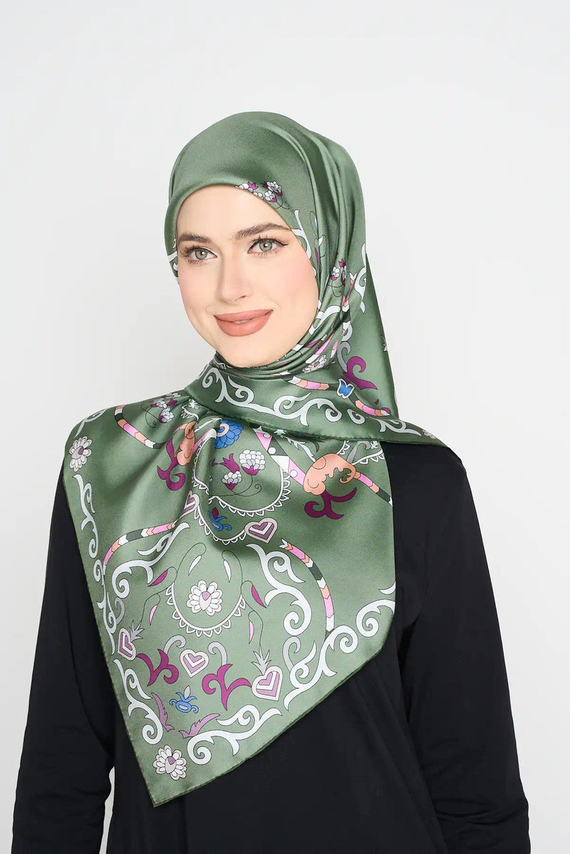 text -- paisley garden green